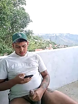 Snapshot of Saul_88 chatting on June 5, 10:54 am Saul 88 online show from June 5, 10:54 am