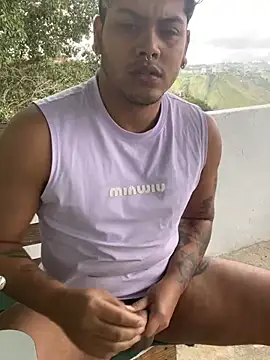 Snapshot of Saul_88 chatting on June 27, 5:18 pm Saul 88 online show from June 27, 5:18 pm