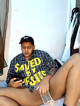 Snapshot of Saul_88 chatting on July 29, 7:01 pm Saul 88 online show from July 29, 7:01 pm