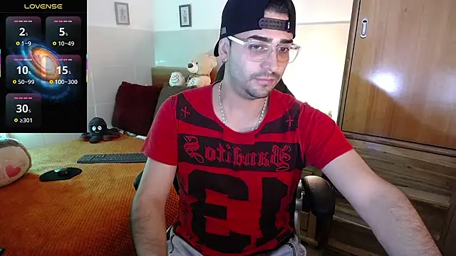 andders  online show from July 31, 9:58 pm