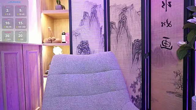 AlinaBennet  online show from July 29, 11:52 am