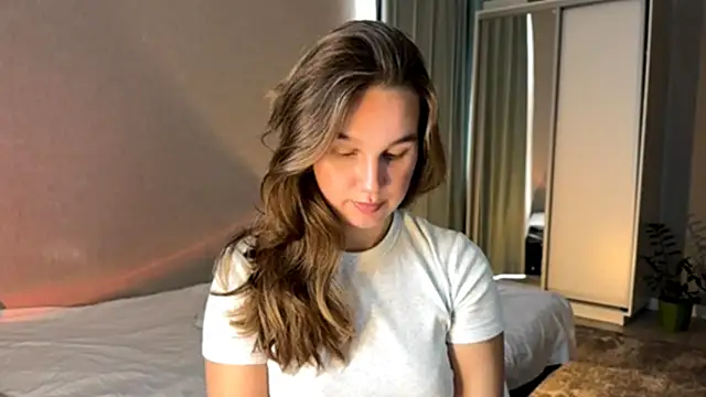 secretnaya girl online show from June 12, 8:35 am