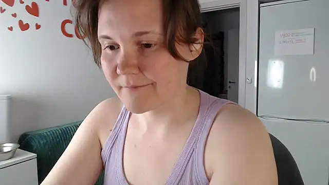 Snapshot of Nodarell chatting on May 29, 9:57 pm Nodarell online show from May 29, 9:57 pm