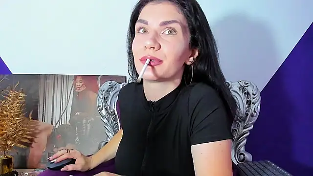 MistressKasandra online show from June 20, 4:26 am