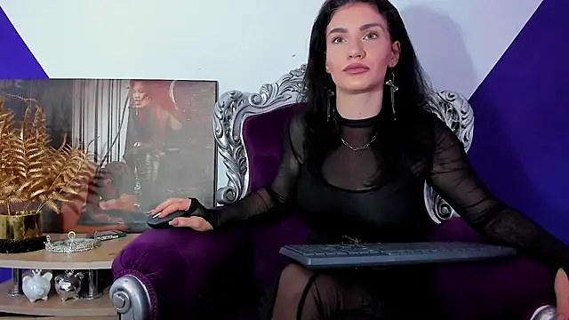 MistressKasandra online show from June 25, 4:12 am