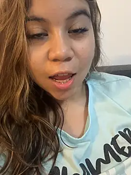 Snapshot of M1la_18 chatting on July 28, 5:58 am M1la 18 online show from July 28, 5:58 am