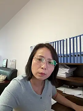 Snapshot of lisha521 chatting on June 11, 2:53 am lisha521 online show from June 11, 2:53 am