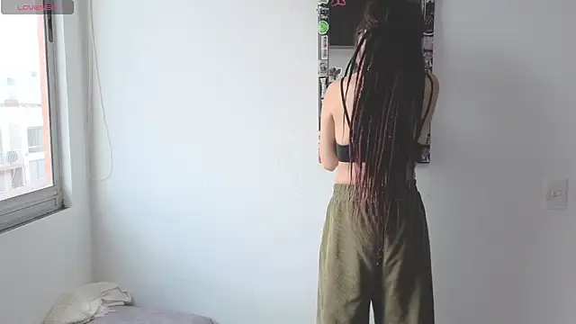 Snapshot of giulietta_monsalve chatting on April 19, 8:11 pm giulietta monsalve online show from April 19, 8:11 pm