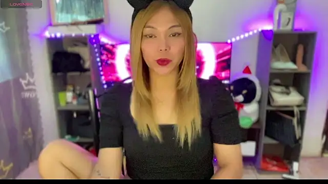 Snapshot of hannaBaby_lisyos11 chatting on June 8, 3:07 am hannaBaby lisyos11 online show from June 8, 3:07 am
