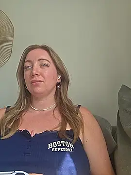 arielsweetieee online show from July 23, 9:51 am