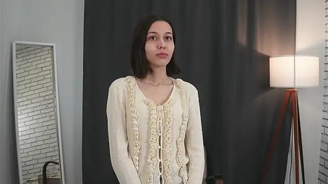 TamikoKolber online show from April 17, 4:04 am