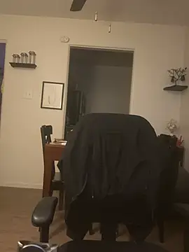 Snapshot of pegaticlouds chatting on April 16, 12:28 pm pegaticlouds online show from April 16, 12:28 pm