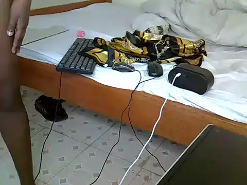 Minniemore online show from April 18, 10:19 am