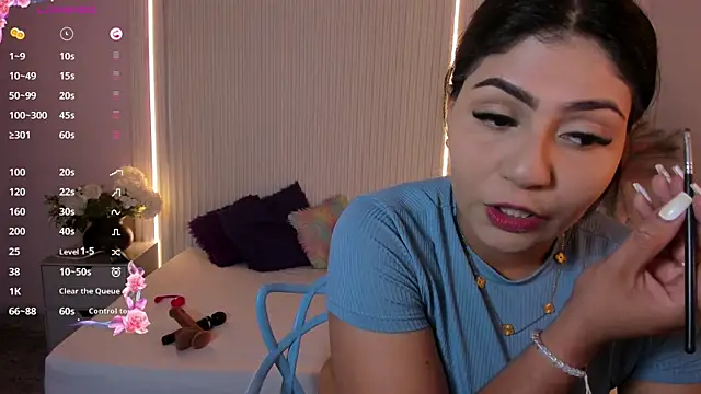 LucyWild8 online show from July 23, 8:51 pm