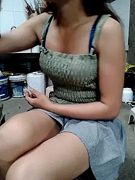 Snapshot of Zara-Lina chatting on July 30, 12:31 am Zara-Lina online show from July 30, 12:31 am