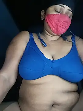 Snapshot of Hotty-Kobita-Vabi chatting on May 22, 11:10 pm Hotty-Kobita-Vabi online show from May 22, 11:10 pm