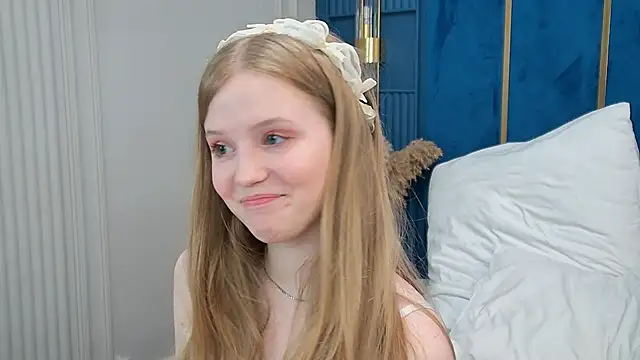 LilianHowards online show from June 12, 10:58 am
