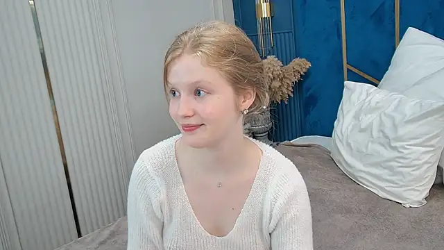 LilianHowards online show from June 14, 10:28 am