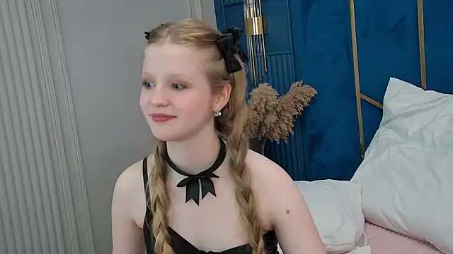 LilianHowards online show from June 27, 12:22 pm