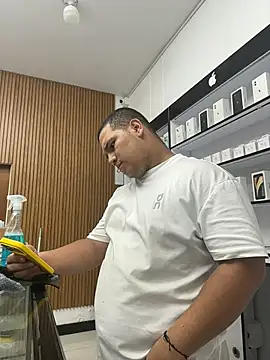 Patricio 02 online show from June 12, 11:57 pm