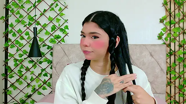 Nathy Pelaez online show from May 13, 11:18 am