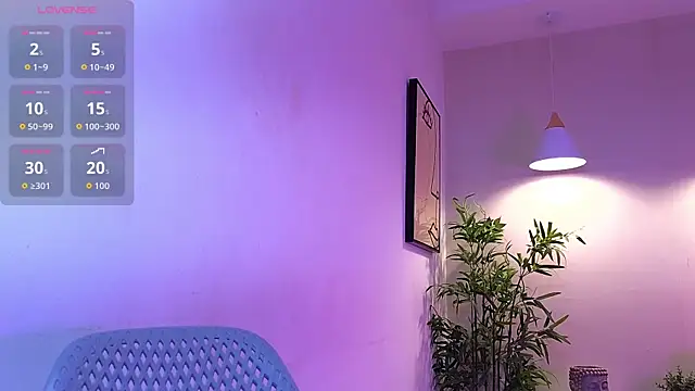 Cherry Vixen  online show from May 24, 11:15 am