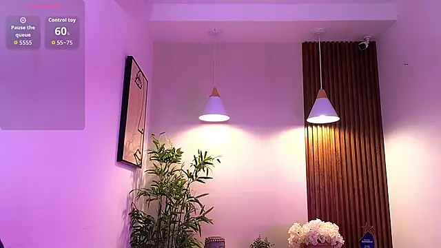 Cherry Vixen  online show from May 25, 6:47 pm