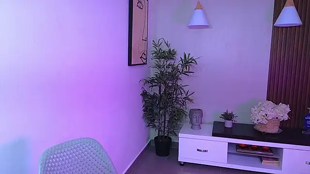 Cherry Vixen  online show from June 3, 6:13 pm
