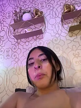 Snapshot of Maggiee_1 chatting on June 11, 2:53 am Maggiee 1 online show from June 11, 2:53 am