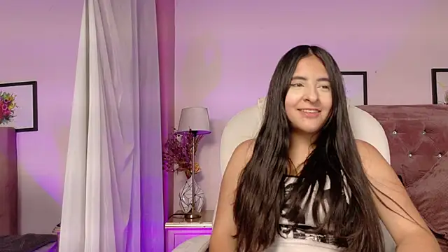 Snapshot of Maggiee_1 chatting on June 26, 7:29 pm Maggiee 1 online show from June 26, 7:29 pm