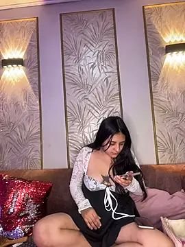 Snapshot of Maggiee_1 chatting on July 18, 11:36 am Maggiee 1 online show from July 18, 11:36 am