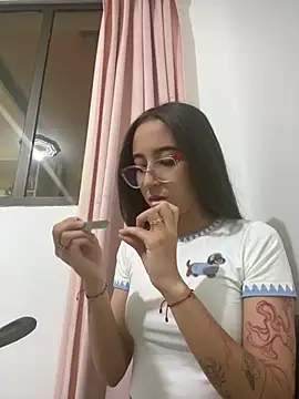 Snapshot of Abby_Coper1 chatting on July 14, 4:17 am Abby Coper1 online show from July 14, 4:17 am