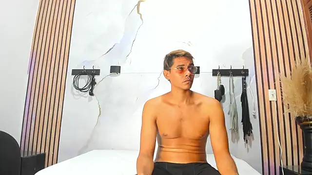 ZoeAndMarcus online show from June 13, 7:56 pm