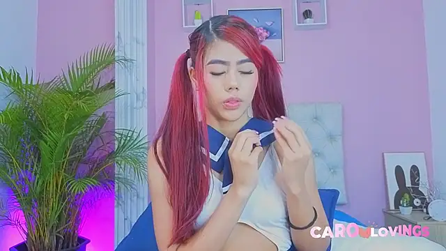 Snapshot of caro_lovings chatting on June 5, 3:57 am caro lovings online show from June 5, 3:57 am