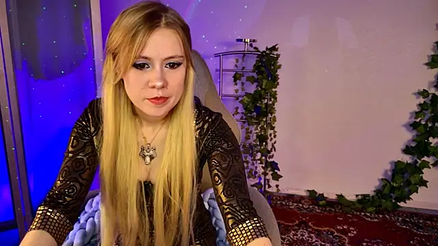 Snapshot of Kumiho_7777 chatting on June 7, 9:13 am Kumiho 7777 online show from June 7, 9:13 am
