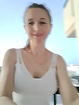 irresistibelle online show from June 18, 5:17 pm