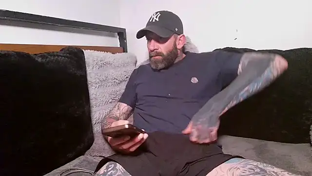 justthat guy online show from April 21, 10:01 pm