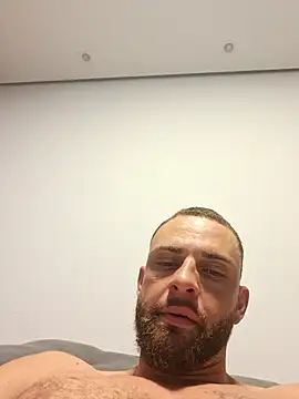 Mineirinho22c online show from April 18, 3:43 am