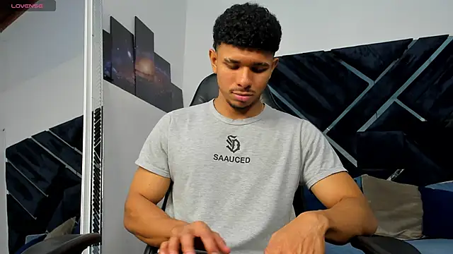 Jayden VanceJS online show from April 23, 2:35 am