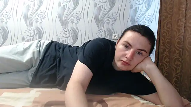 AlinaxJames online show from June 13, 8:34 am
