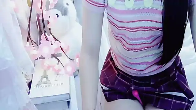 SexyBona online show from June 13, 7:39 am