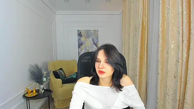 Snapshot of AlicePertim chatting on June 9, 7:58 pm AlicePertim online show from June 9, 7:58 pm