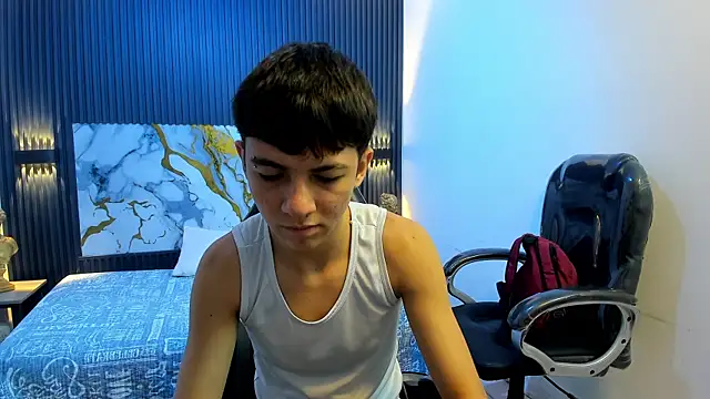 Snapshot of Marcello_Vega chatting on June 8, 12:27 pm Marcello Vega online show from June 8, 12:27 pm