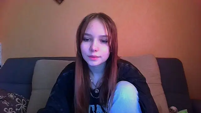 Snapshot of Princess_Mira chatting on May 2, 10:42 am Princess Mira online show from May 2, 10:42 am