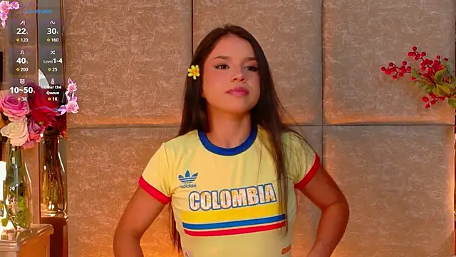 Snapshot of Valeria-Beltran chatting on June 16, 3:31 am Valeria-Beltran online show from June 16, 3:31 am