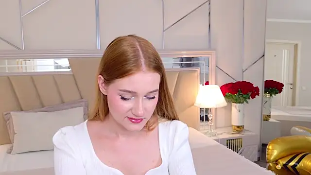 EmmiliRosse online show from July 14, 5:29 pm