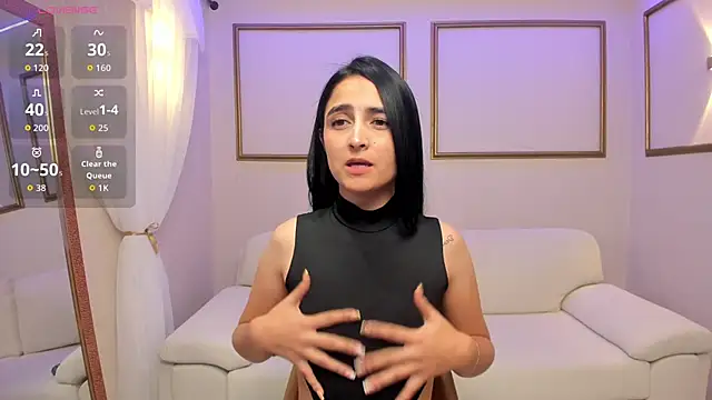MiaLiore  online show from June 1, 12:29 pm