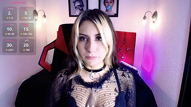 aliceinflames online show from May 6, 9:09 pm