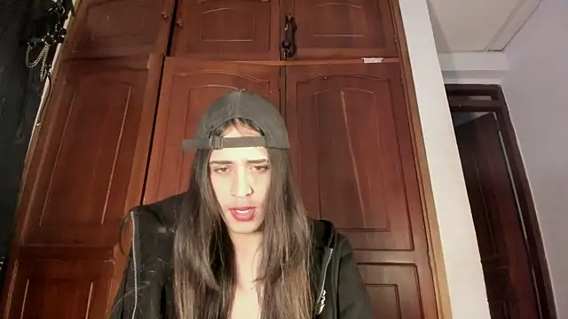 melany filly online show from June 10, 11:46 pm