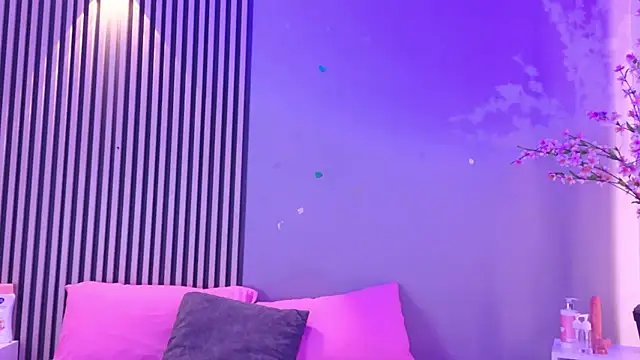 JadeHearrt online show from May 13, 5:54 pm